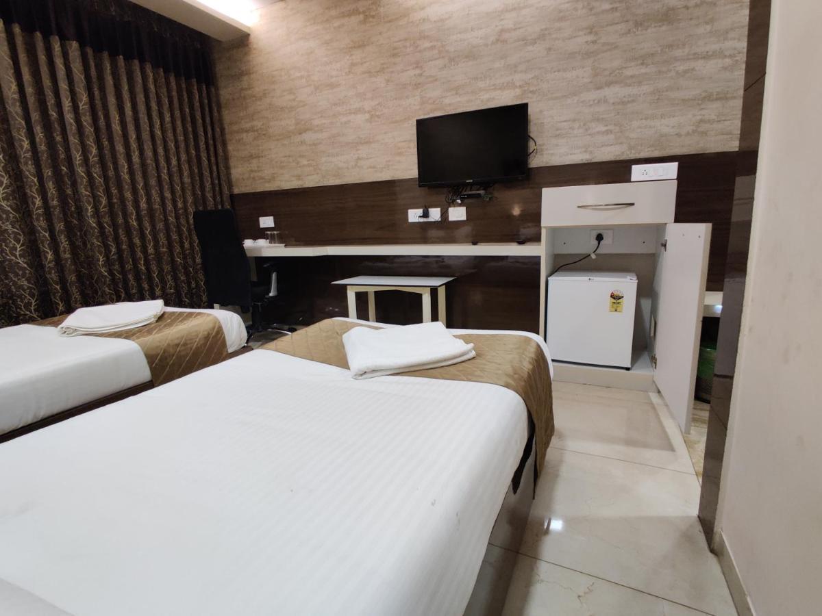 Neermala Residency Hotell Coimbatore Exteriör bild