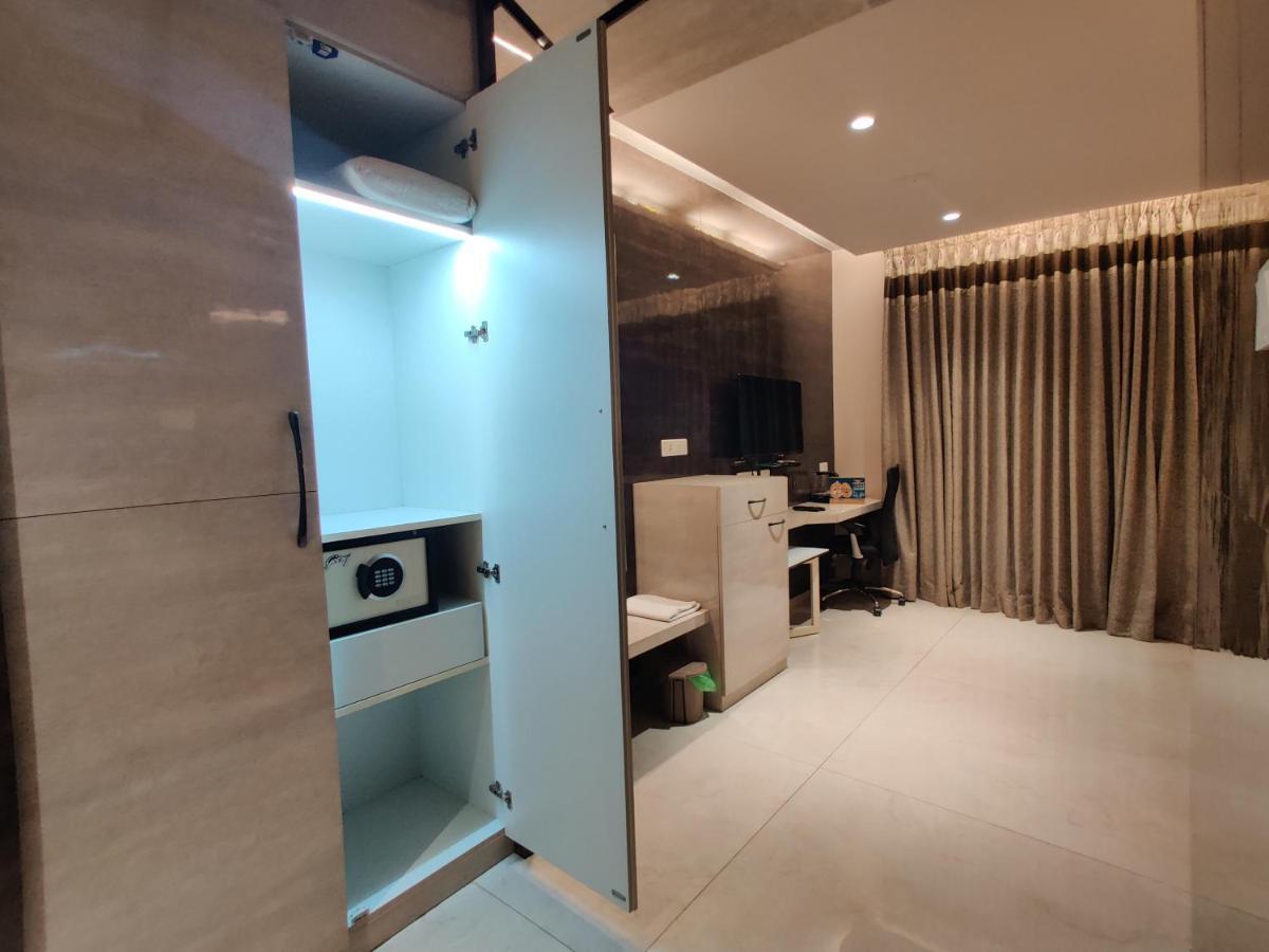 Neermala Residency Hotell Coimbatore Exteriör bild