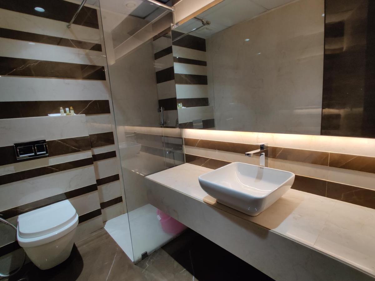 Neermala Residency Hotell Coimbatore Exteriör bild