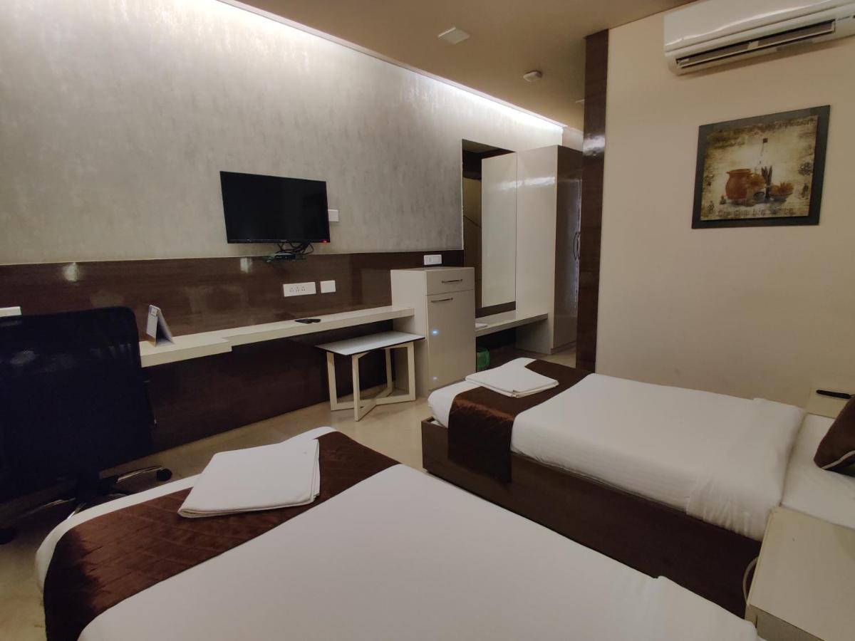Neermala Residency Hotell Coimbatore Exteriör bild